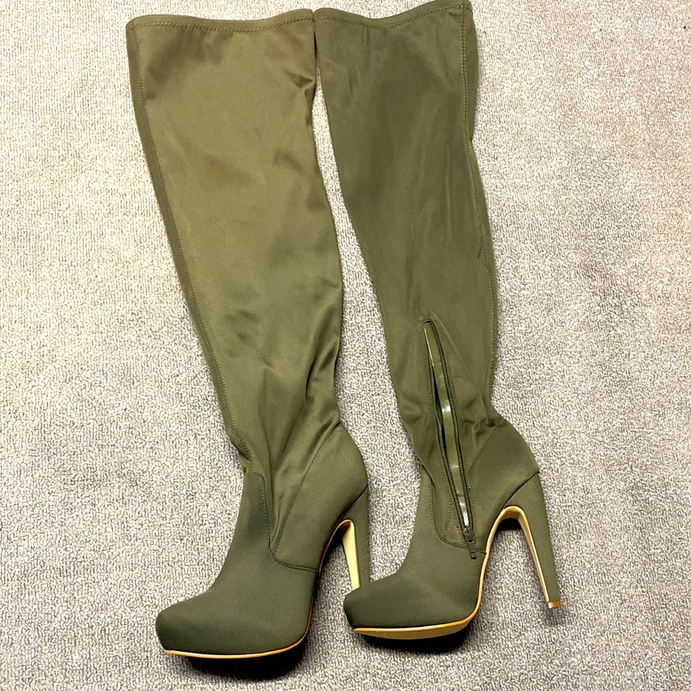 JustFab thigh high olive green boots Size 8